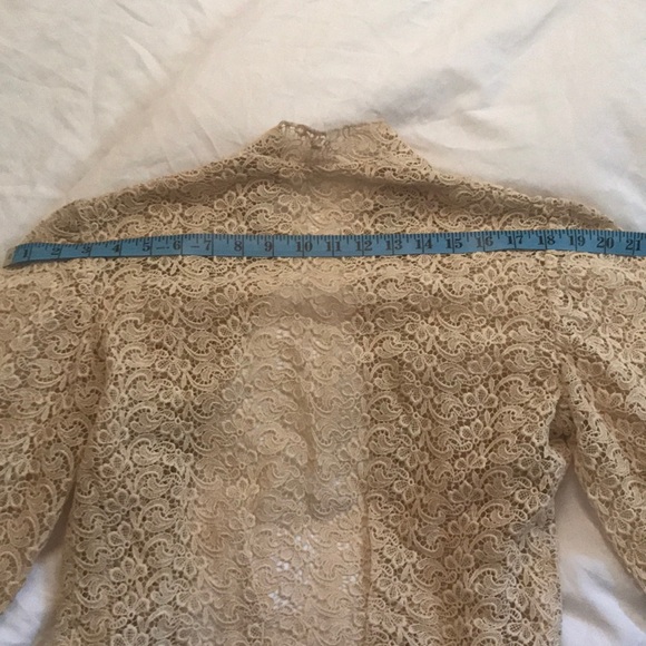 Vintage Italian calico lace jacket. - Picture 6 of 7